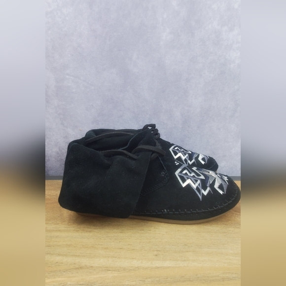 Toms Zahara Tribal Suede Moccasin Bootie Embroidery Southwest Western  Size 9 - Picture 1 of 12